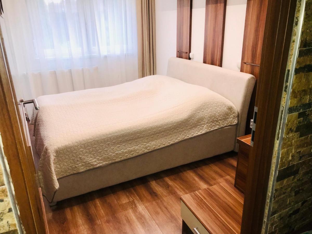 Angéla Apartman Hajdúszoboszló Exterior foto